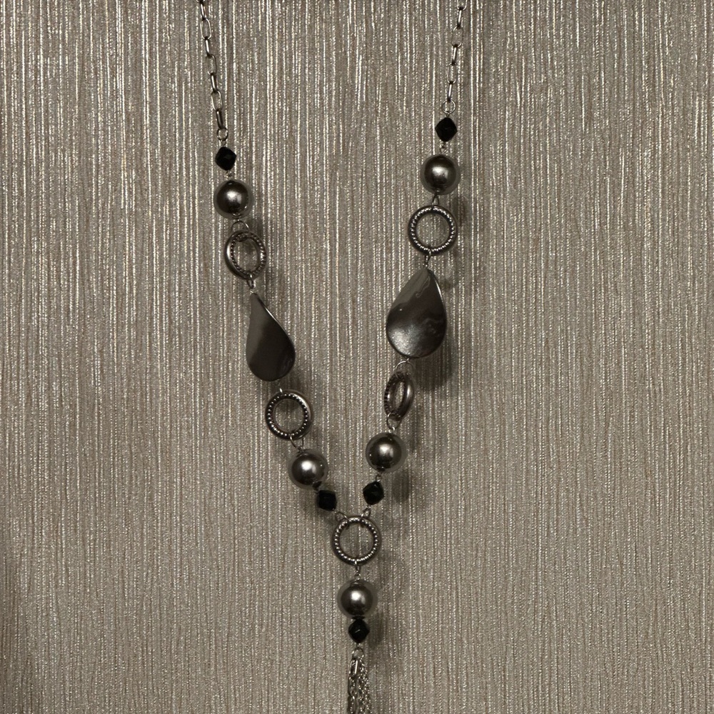 NWT Total Eclipse Of The Heart Moon Charm Necklace Paparazzi NEW WITH TAGS.